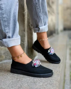 Online Czarne damskie materiałowe półbuty z kryształkami Fezens Półbuty