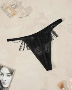 Hot Czarne majtki damskie stringi z frędzelkami Stringi
