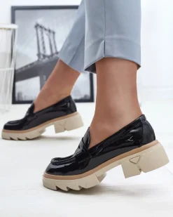Best Czarne mokasyny damskie z eko skóry lakierowanej Sepop Półbuty|Mokasyny Na Płaskiej Podeszwie