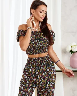 Outlet dwuczęściowy damski komplet w kwiatki Damskie Komplety Damskie