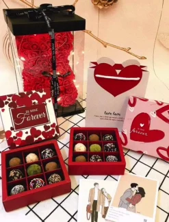 Sale miś z róż Dekoracje I Ozdoby