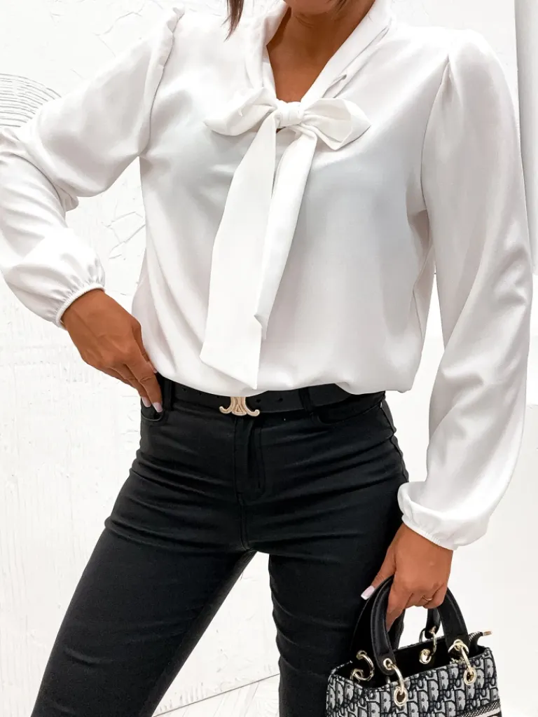 Clearance Damska bluzka z kokardą Bluzki / Koszule / Koszulki