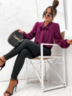 Online Damska bluzka z kokardą Bluzki / Koszule / Koszulki