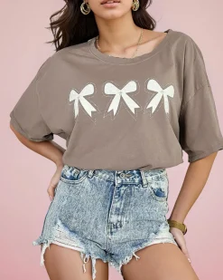 Online Damski t-shirt z naszywką w kształcie kokardki Bluzki / Koszule / Koszulki