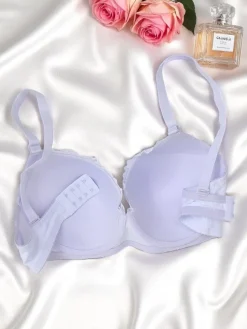 Outlet Damski usztywniany biustonosz z koronką Elegance Lace Codzienne