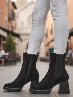 Clearance Damskie botki na słupku Miezo Nowość