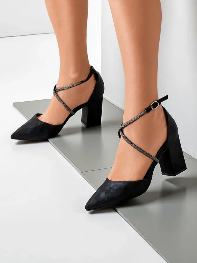 Hot Damskie czółenka eko zamszowe z paseczkami Eurole Klasyczne