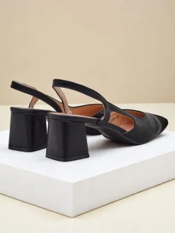 Clearance Damskie czółenka na niskim obcasie z ozdobnym noskiem Eleganzo Klasyczne