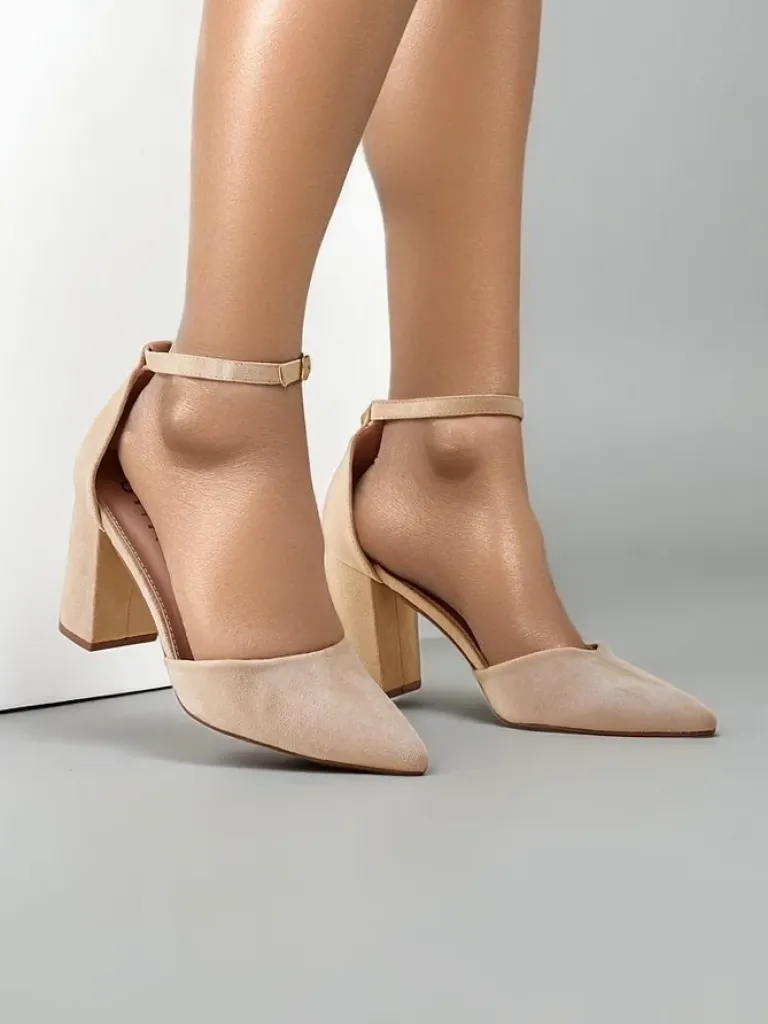 Sale Damskie czółenka eko zamszowe Caldesse Klasyczne