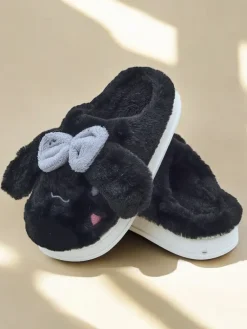 Outlet Damskie futrzane kapcie z kokardką Savos Kapcie