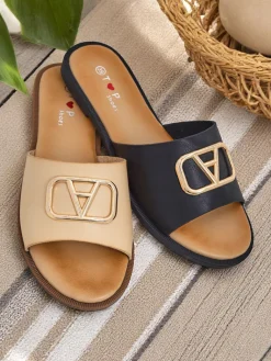 Clearance Damskie klapki na płaskiej podeszwie Ohanna Klapki Płaskie