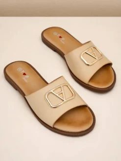 Clearance Damskie klapki na płaskiej podeszwie Ohanna Klapki Płaskie