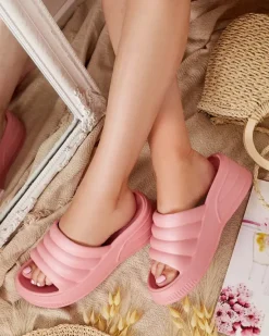 Discount Damskie klapki gumowe Kooli Klapki Płaskie