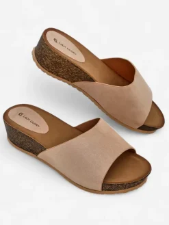 Damskie klapki na niskim koturnie Maderas Klapki Na Obcasie