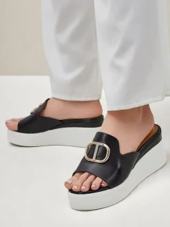 Outlet Damskie klapki na koturnie Daffin Klapki Na Obcasie