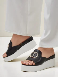 Outlet Damskie klapki na koturnie Daffin Klapki Na Obcasie