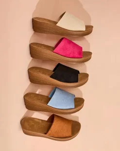 Online Damskie klapki na niskim koturnie Saffil Klapki Na Obcasie