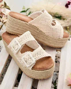 Clearance Damskie klapki na platformie Olcana Klapki Płaskie