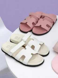 Damskie klapki na płaskiej podeszwie Arian Klapki Płaskie