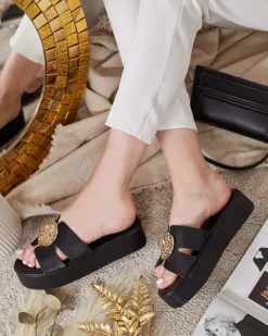 Sale Damskie klapki na platformie Emicia Klapki Płaskie