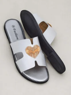 Sale Damskie klapki na płaskiej podeszwie Heart Chic Klapki Płaskie