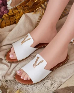 Outlet Damskie klapki z eko skóry Cemenna Klapki Płaskie