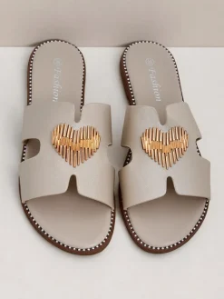 Outlet Damskie klapki na płaskiej podeszwie Heart Chic Klapki Płaskie