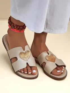 Outlet Damskie klapki na płaskiej podeszwie Heart Chic Klapki Płaskie