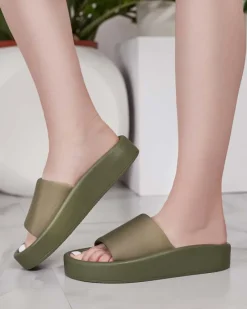 Damskie klapki Colelle Klapki Płaskie