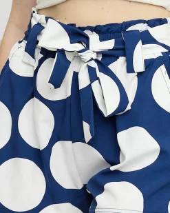 Sale Damskie materiałowe granatowe krótkie spodenki w duże groszki Szorty|Krótkie Spodenki