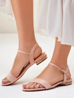 Discount Damskie sandały na płaskiej podeszwie Aronies Ugc|Sandały Płaskie