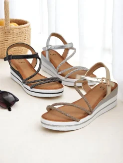 Outlet Damskie sandały na koturnie z cyrkoniami Ballosa Sandały Na Koturnie