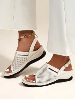 Best Damskie sandały na niskim koturnie Mira Sandały Na Koturnie