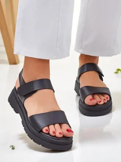 Clearance Damskie sandały na grubszej podeszwie Otvanna Sandały Płaskie