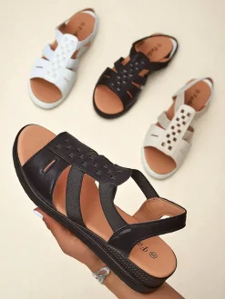 Best Damskie sandały na niskim koturnie Sora Sandały Na Koturnie