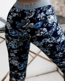 Clearance Damskie spodenki 3/4 w m kolorze i w kwiaty Spodenki 3/4|Krótkie Spodenki