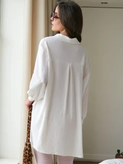 Online Długa damska koszula oversize Bluzki / Koszule / Koszulki