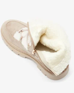 Online Jasnobrązowe botki damskie typu trapery z kożuszkiem Getatsa Trapery|Botki Z Delikatnym Ociepleniem