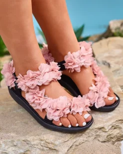 Clearance Jasnoróżowe sandały damskie z kwiatuszkami Alferroy Sandały Płaskie