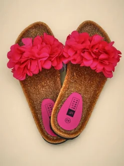 Sale Klapki damskie z kwiatuszkami Flora Soft Klapki Płaskie