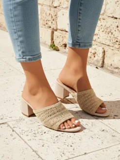 New Klapki damskie na obcasie typu słupek Sole Bloom Klapki Płaskie