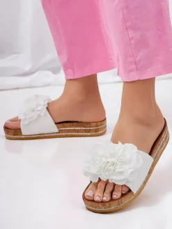 New Klapki damskie z kwiatuszkami Focce Klapki Płaskie