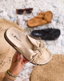 Clearance Klapki damskie z frędzelkami w kolorze m Guttis Klapki Płaskie