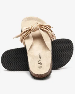 Clearance Klapki damskie z frędzelkami w kolorze m Guttis Klapki Płaskie