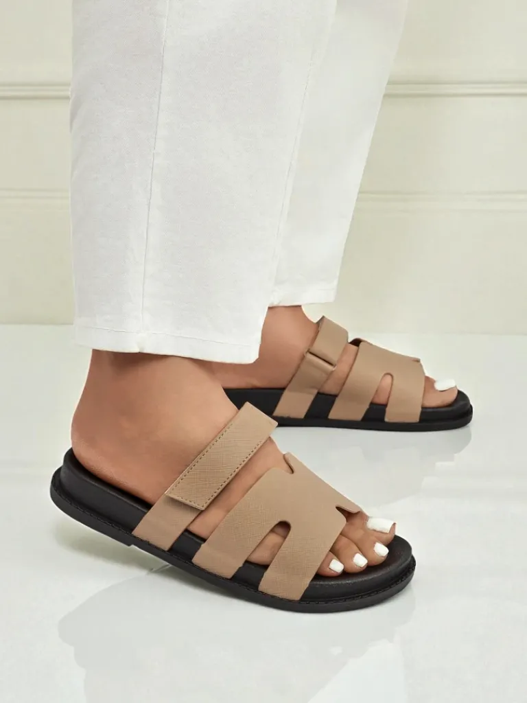 Clearance Klapki damskie z eko skóry ReppiFlex Klapki Płaskie