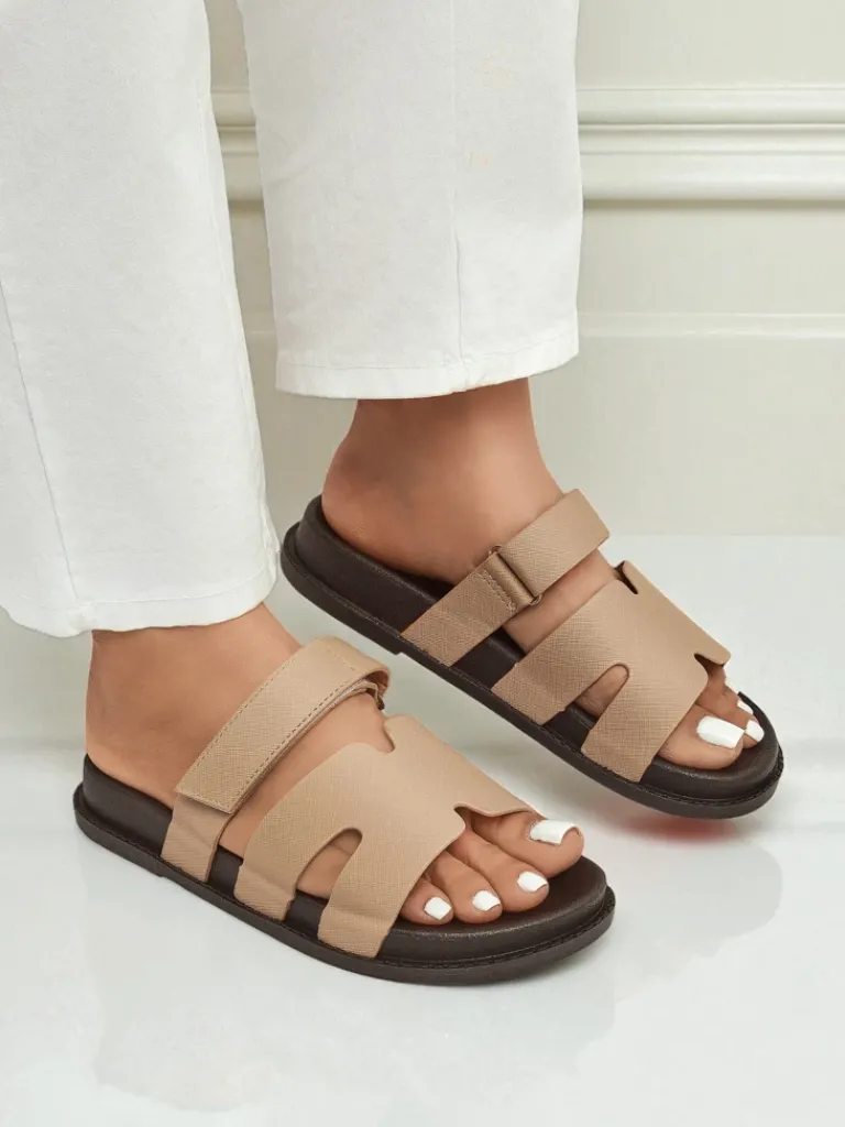 Clearance Klapki damskie z eko skóry ReppiFlex Klapki Płaskie