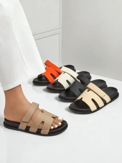 Clearance Klapki damskie z eko skóry ReppiFlex Klapki Płaskie