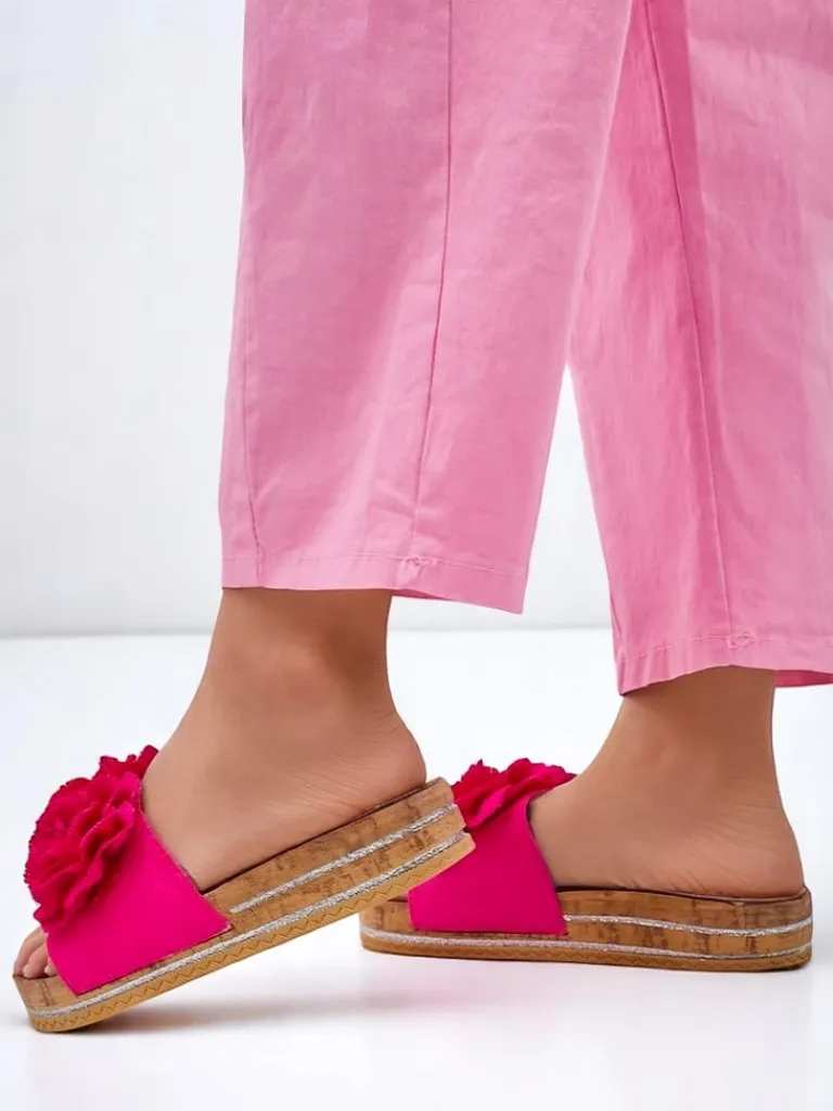 Sale Klapki damskie z kwiatuszkami Focce Klapki Płaskie