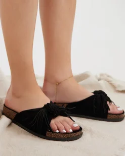 Klapki damskie z frędzelkami w kolorze m Guttis Klapki Płaskie