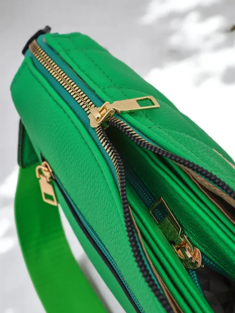 Kopertowa torebka damska z pikowanym przodem Damskie Małe Torebki